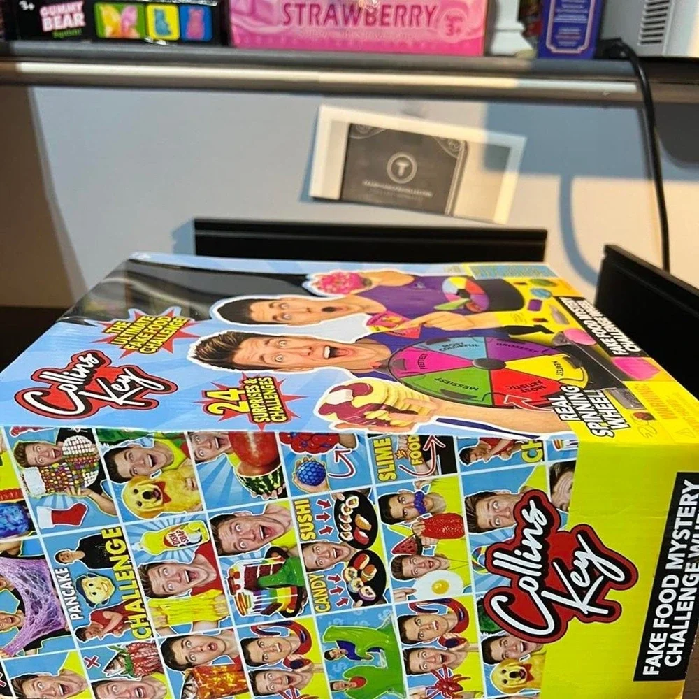 Collins Key Ultimate Fake Food Mystery Challenge Wheel Game 24 Surprises New
